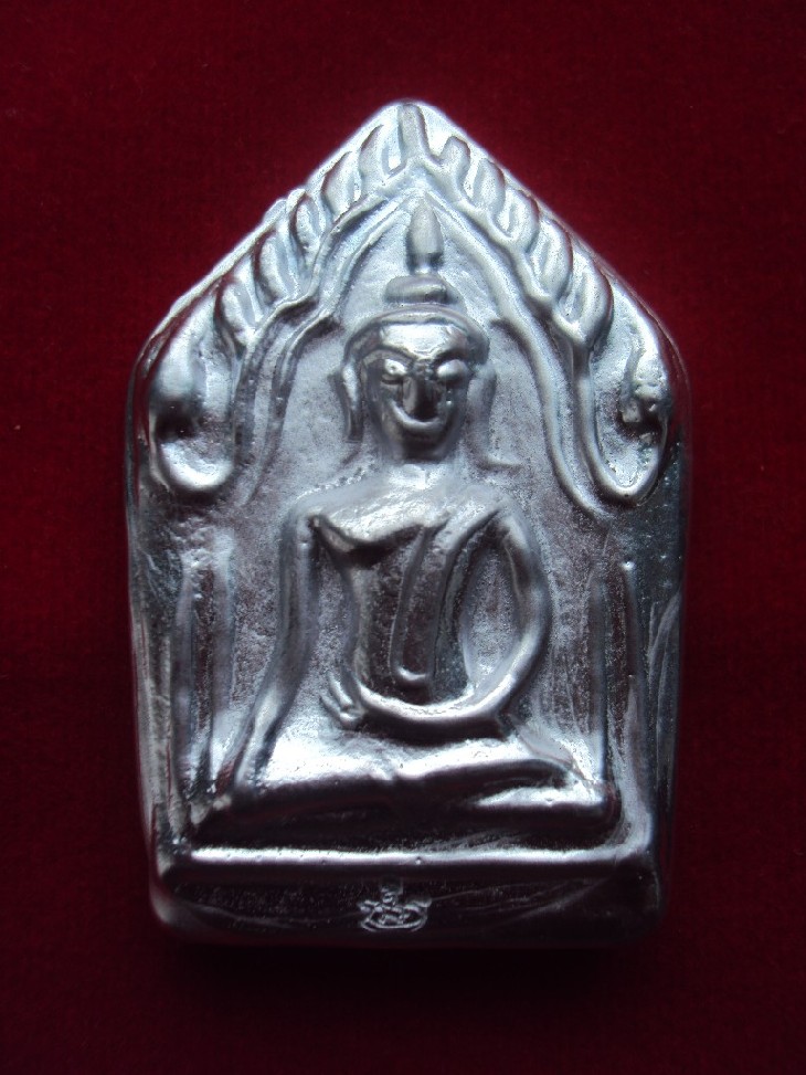 1. ขุนแผนตะกั่วครูหล่อ พระครูน้อย วัดชัยมงคล สุพรรณฯ 