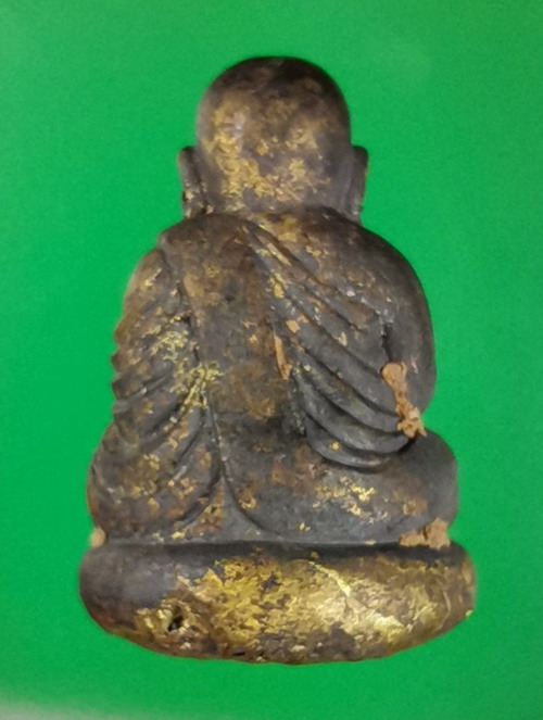 รูปหล่อหลวงพ่อเงิน เนื้อสำริดเหลือง เบ้าทุบดินไทย  รุ่นกองทุน 53 เลขรวย 347