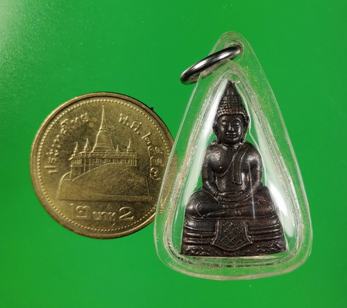 พระพุทธโสธร ทองประทาน พิมพ์ลอยองค์ เนื้อโลหะผสม เลี่ยมกันน้ำพร้อมใช้