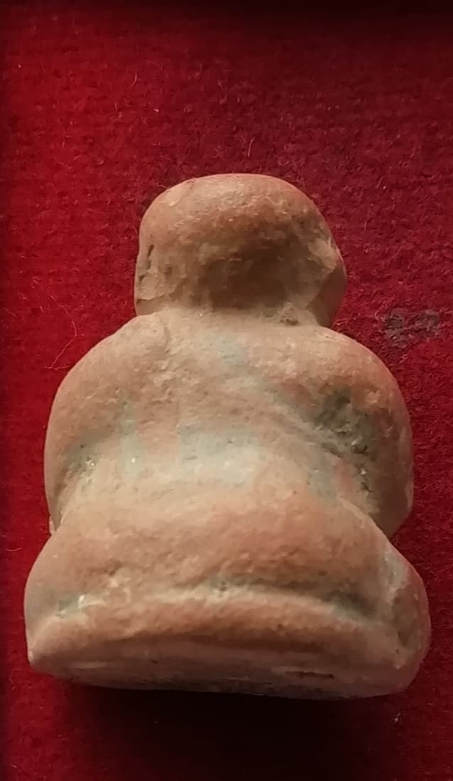 พระสังกัจจายน์เนื้อดิน หลวงพ่อกวย วัดโฆสิตาราม ไม่มีกริ่ง 