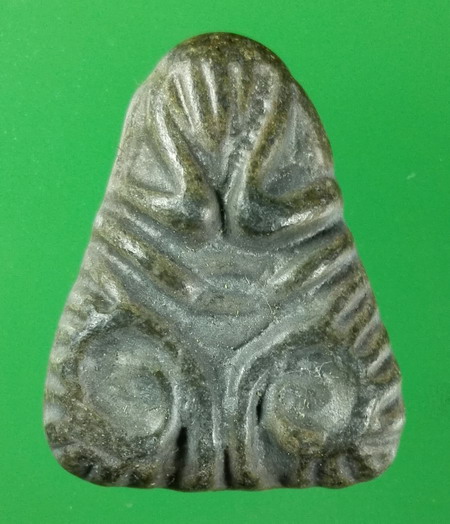 พระปิดตา เนื้อชิน สนิมแดงเรื่อ