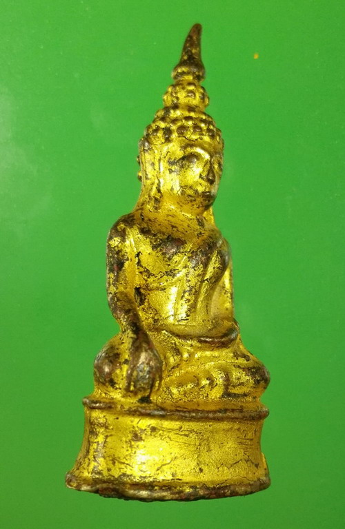 พระรัตนยุคปัจจุบัน ศิลป์สวยมาก