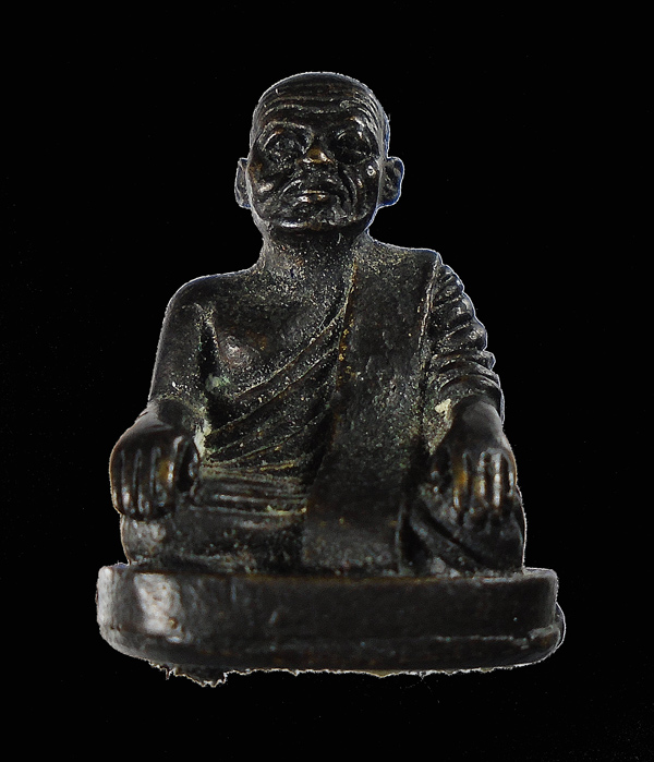 30บาท....รูปหล่อหลวงพ่อเปรื่อง วัดหิรัญญาราม พิจิตร ปี37...327