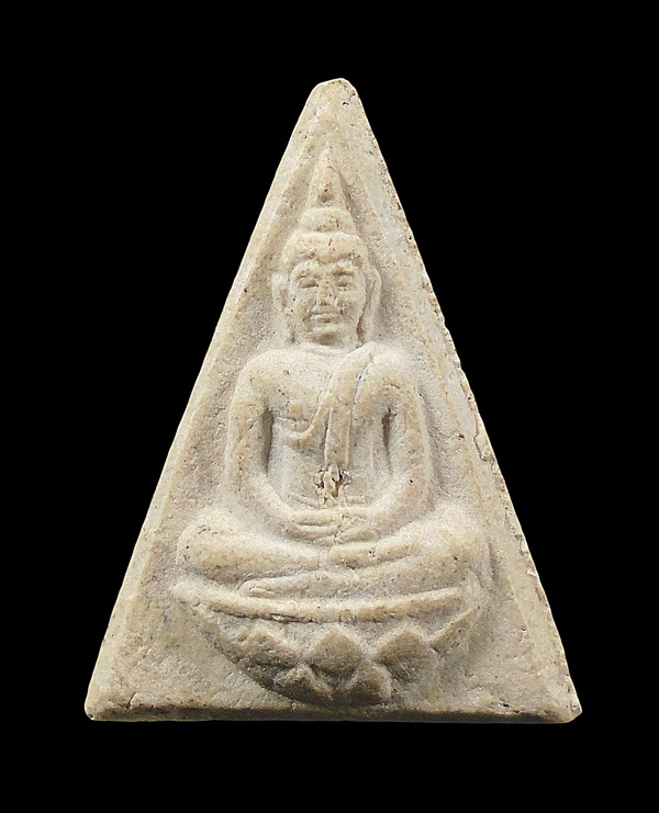 30บาท....พระนางพญา หลังสธ. วัดบวรนิเวศ กทม. ปี 2536 เนื้อผง...377