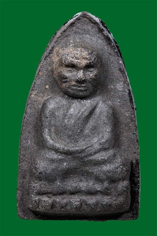 หลวงปู่ทวด อ.แดง วัดศรีมหาโพธิ์ ฝังเพชรหน้าทั่ง ตะรุด