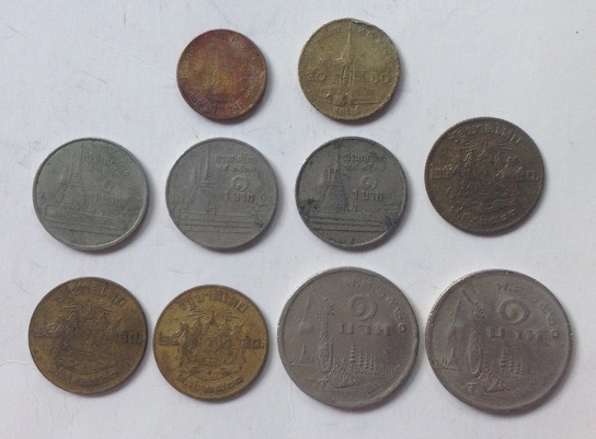 เหรียญขวัญถุง หลวงปู่นาม วัดน้อยชมภู่ จ.สุพรรณบุรี ชุด10เหรียญ (พิเศษแถมจีวรหลวงปู่นาม) ชุดC