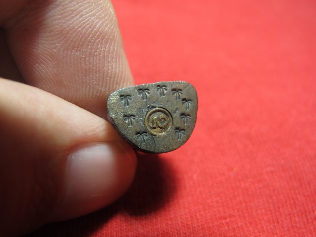 รูปเหมือนหลวงพ่อสิริ รุ่น1 สภาพสวยมากเดิมๆตอกโค๊ต ต้นตาล9โค๊ต สภาพสวย