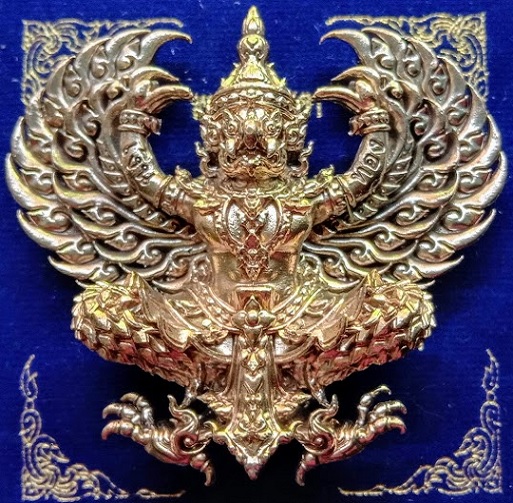 พญาครุฑ รุ่นรวยหมื่นล้าน เนื้อนวะ พิมพ์จัมโบ้ หลวงพ่อพัฒน์ ปี63 ตอกโค๊ต,หมายเลข170...เคาะเดียวแดง...