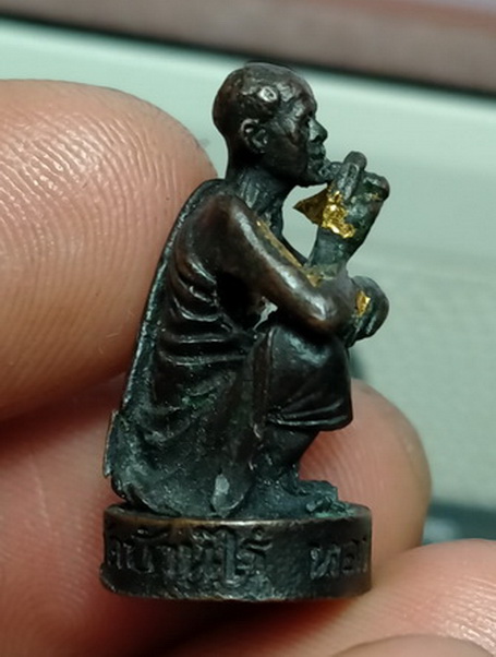 รูปหล่อหลวงพ่อคูณ เก่าสวย