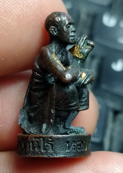 รูปหล่อหลวงพ่อคูณ เก่าสวย