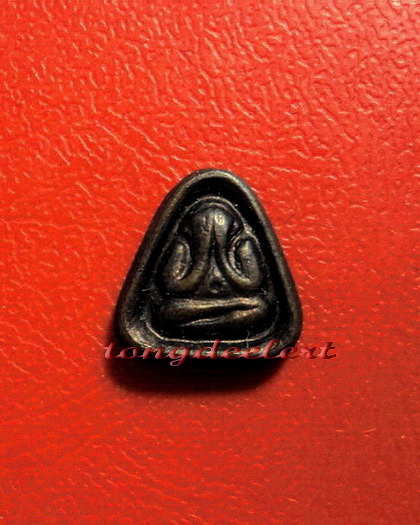 พระปิดตาหลังยันต์นะองค์จิ๋ว หลวงปู่ดี วัดเทวสังฆาราม(วัดเหนือ) จ.กาญจนบุรี สวยมากค่ะ