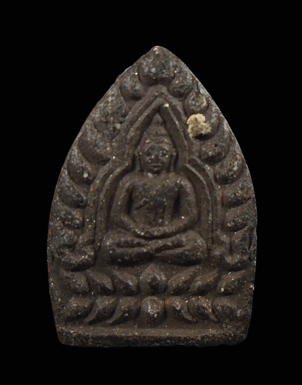 30บาท....พระเจ้าสัว เนื้อผงใบลาน หลังยันต์...671