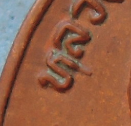 เหรียญตลาดวัดไทรเก่า ออกปี22 บล็อคนิยมสุดในรุ่น ห.หางยาว + ไม่มีเม็ดตา หายากสุดๆ ราคาเบาๆ