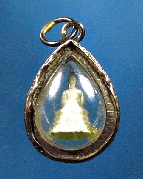 พระพุทธโสธรหลวงพ่อคูณ ปริสุทโธ เนื้อเงินเลี่ยมเงิน สร้า้งปี 2539