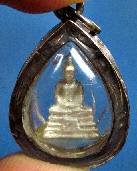 พระพุทธโสธรหลวงพ่อคูณ ปริสุทโธ เนื้อเงินเลี่ยมเงิน สร้า้งปี 2539