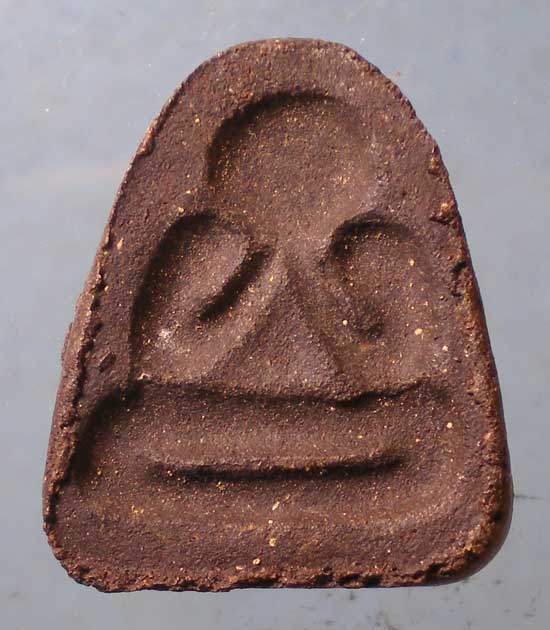 ปิดตา หลังแบบ สายวัดเครือวัลย์