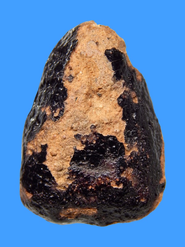 พระปิดตา หลวงปู่ยิ้ม วัดหนองบัว พิมพ์ต้อ (พิมพ์แข้งหมอน) No.07 เนื้อผงพุทธคุณ จุ่มรัก