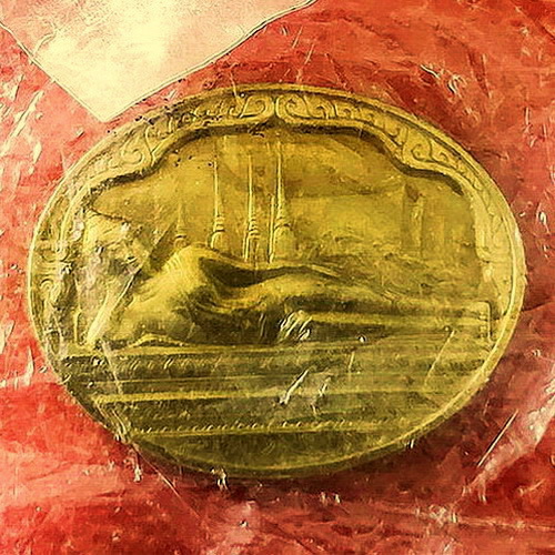 เหรียญพระนอน วัดโพธิ์ หลัง ภปร. ในหลวง 5 รอบ ปี 2530 พระดี พิธีใหญ่ น่าสะสมค่ะ