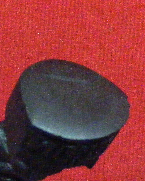 ไม้มงคลแกะรูปหล่อ หลวงพ่อทวด