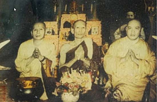 *พระคันธราชหล่อฯอุดกริ่ง วัดญวณ สะพานขาว ปี๒๔๙๕ อาจารย์บ๋าวเอิงและหลวงพ่อโอภาสี ร่วมเสก*