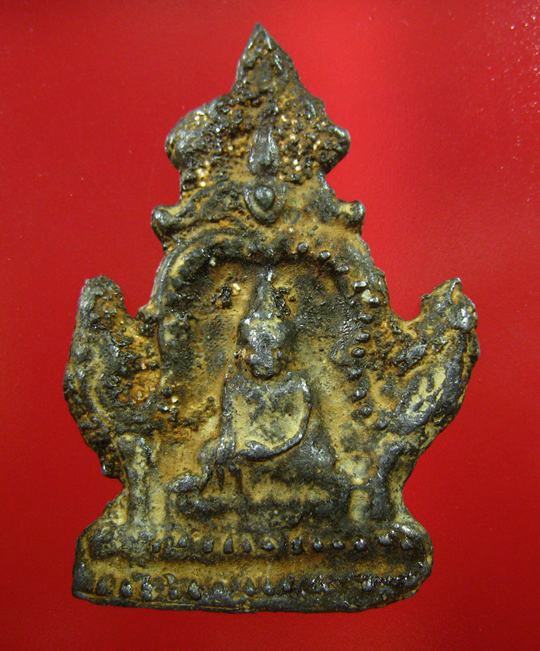 พระเนื้อชิน สวยเก่า ไม่ทราบที่ครับ