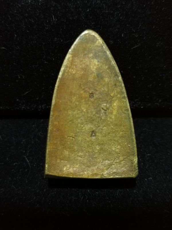 หลวงปู่ทวด อ.แดง วัดศรีมหาโพธิ์ หลังเตารีด พิมพ์พิเศษ รุ่น1 เนื้อระฆังเก่า ปี 2539