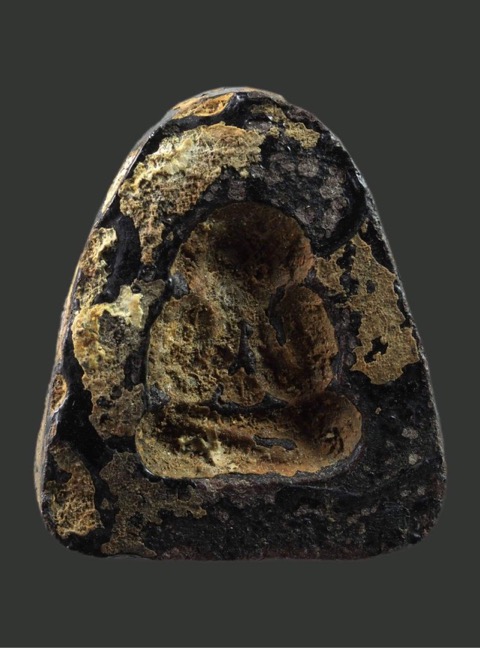 พระปิดตา หลวงพ่อปานวัดเครือวัลย์