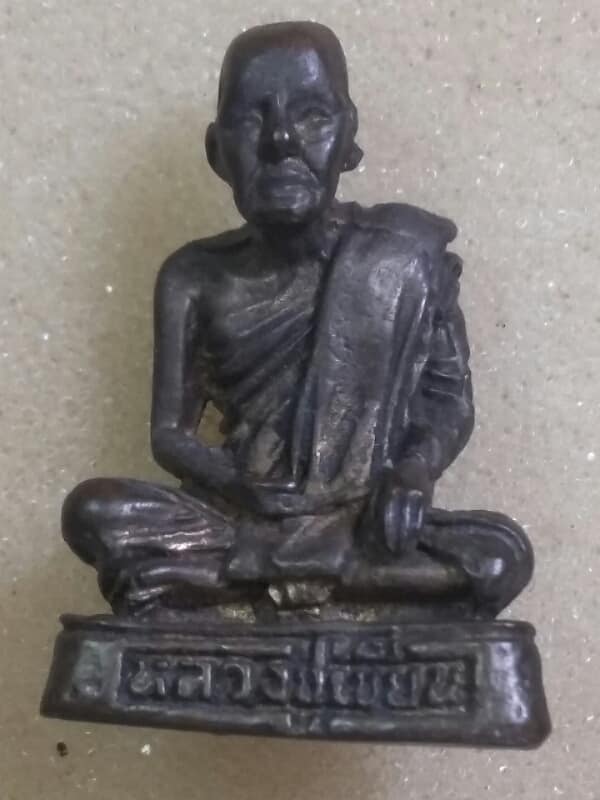 รูปหล่อหลวงพ่อเขียน ไม่ทราบวัด