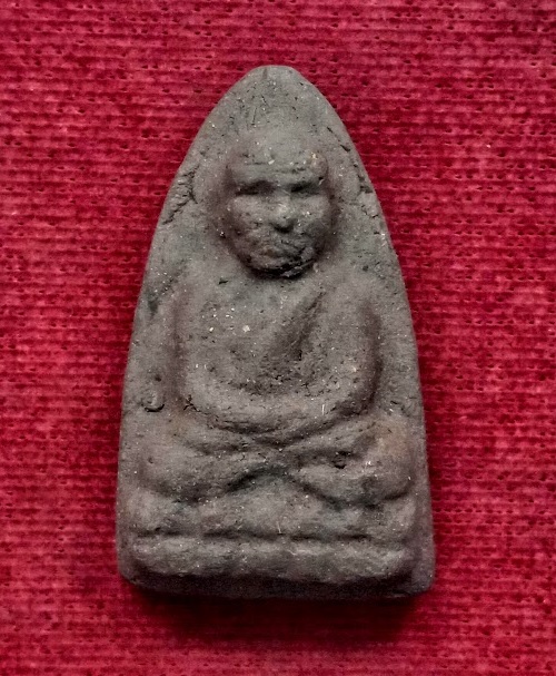 หลวงปู่ทวด พิมพ์เตารีด หลังรูปเหมือนเม็ดยา อาจารย์นอง เนื้อเงิน รุ่นกฐินปี42 เนื้อว่าน.เคาะเดียวแดง.