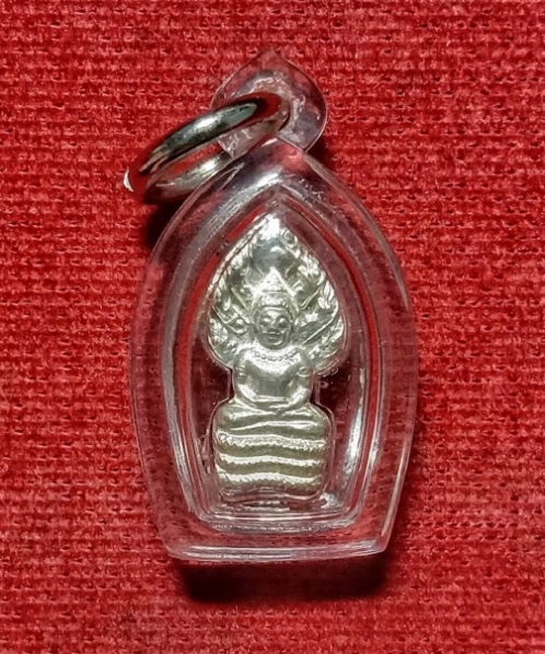 พระปรกมะขาม เนื้อเงิน เสาร์5 คูณพันล้าน หลวงพ่อคูณ ปริสุทโธ วัดบ้านไร่ ปี37...เคาะเดียวแดง... 