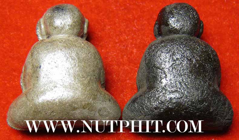 แพ็คคู่สององค์*พระปิดตา เนื้อดินเก้าบัง หลังเรียบ  สภาพสวยสมบูรณ์*10