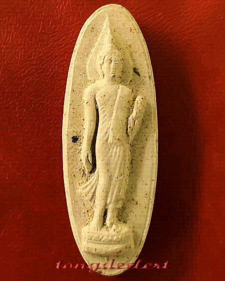 พระลีลา 25 พุทธศตวรรษ เนื้อดิน สวยมากค่ะ