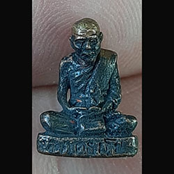 พระรูปหล่อหลวงพ่อเพี้ยน วัดเกรินกฐิน จ.ลพบุรี (((( พิมพ์จิ๋ว))))