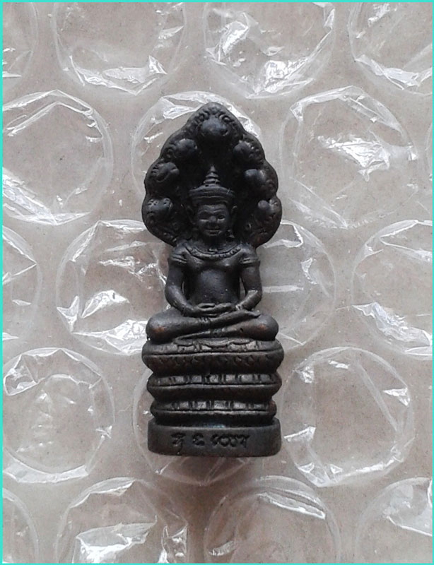 ..วัดเสมียนนารี กทม พระนาคปรกเจ็ดเศียร หล่อลอยองค์ เนื้อทองผสม..