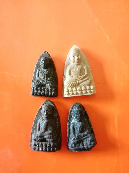 หลวงปู่ทวด วัดช้างให้ 