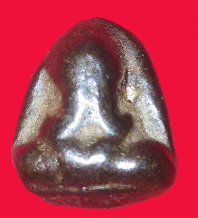 พระปิดตา เนื้อผงใบลานคลุกรัก อุปัชฌาย์เชย แห่งวัดโพธิ์ทองล่าง (อาจารย์หลวงปู่ศุข)