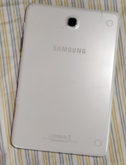 เน้นเอาถูก Samsung Galaxy tab A 8.0 with S-pen สีขาว ราคาแบ่งปันครับ
