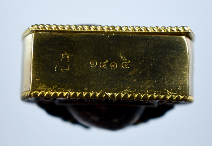 ราหูอมเบี้ย หรือเจ้าสัวหลังเบี้ย พระอาจารย์สัญญา วัดกลางบางแก้ว ทองทิพย์ลงยา