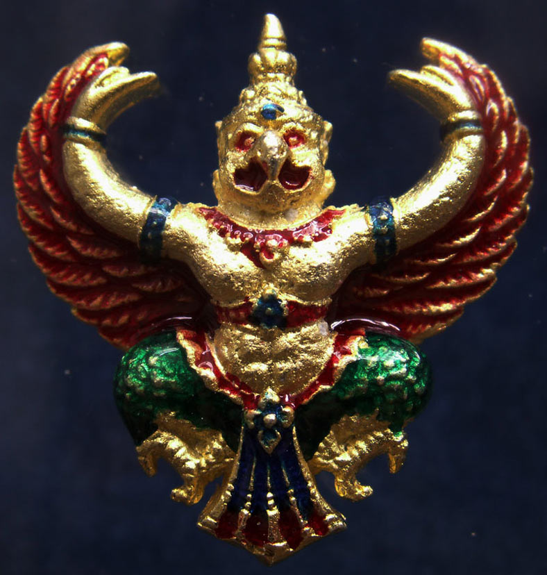 สวยดั่งทอง...พญาครุฑ เนื้อทองเหลืองกะไหล่ทองลงยา ขนาด 3.2 x 3.3 ซ.ม. (13)