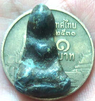 *ท่ากระดานน้อย กรุวัดศาลเจ้า ราชบุรี เนื้อชินสนิมแดง*