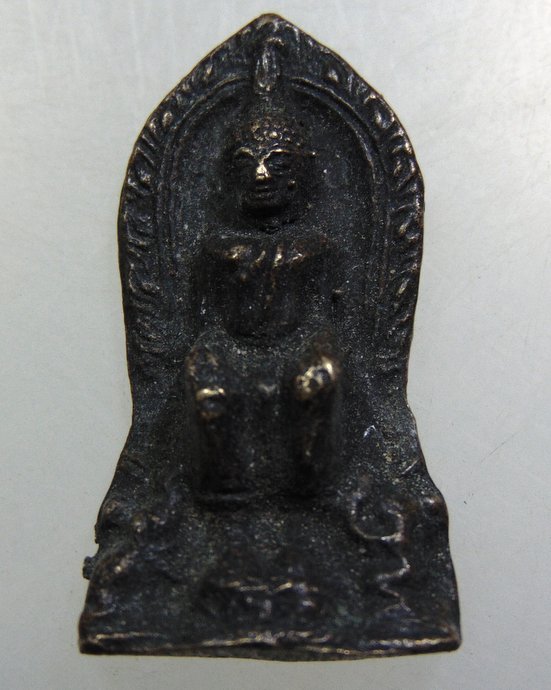 เหรียญหล่อหลวงพ่อโต วัดป่าเลไลย์