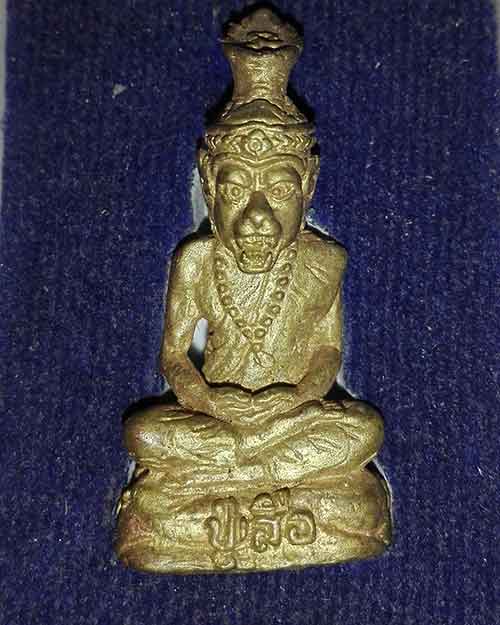 รูปหล่อปู่เสือมหาอำนาจ วัดเขมาราม อำนาจเจริญ