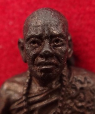 รูปหล่อรุ่นแรก หลวงพ่อ เรวโต วัดตาดใต้ สระบุรี เคาะเดียว 50