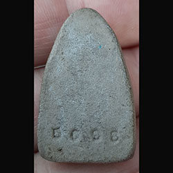 พระพิมพ์เตารีด หลวงปู่ทวด ปั้มตัวเลข 5698