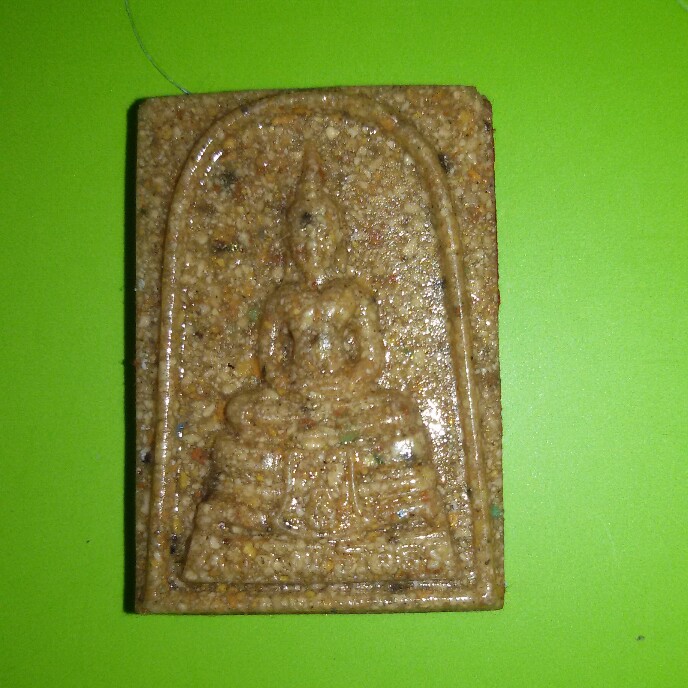 หลวงพ่อโสธร ภปร กระเบื้องโบรถ์