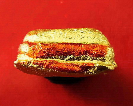 พระปิดตา หลวงพ่อเล็ก วัดสันติคิรีศรีบรมธาตุ(วัดเขาดิน) จ.กาญจนบุรี พิมพ์กรรมการปิดทองเดิม สวยมากค่ะ