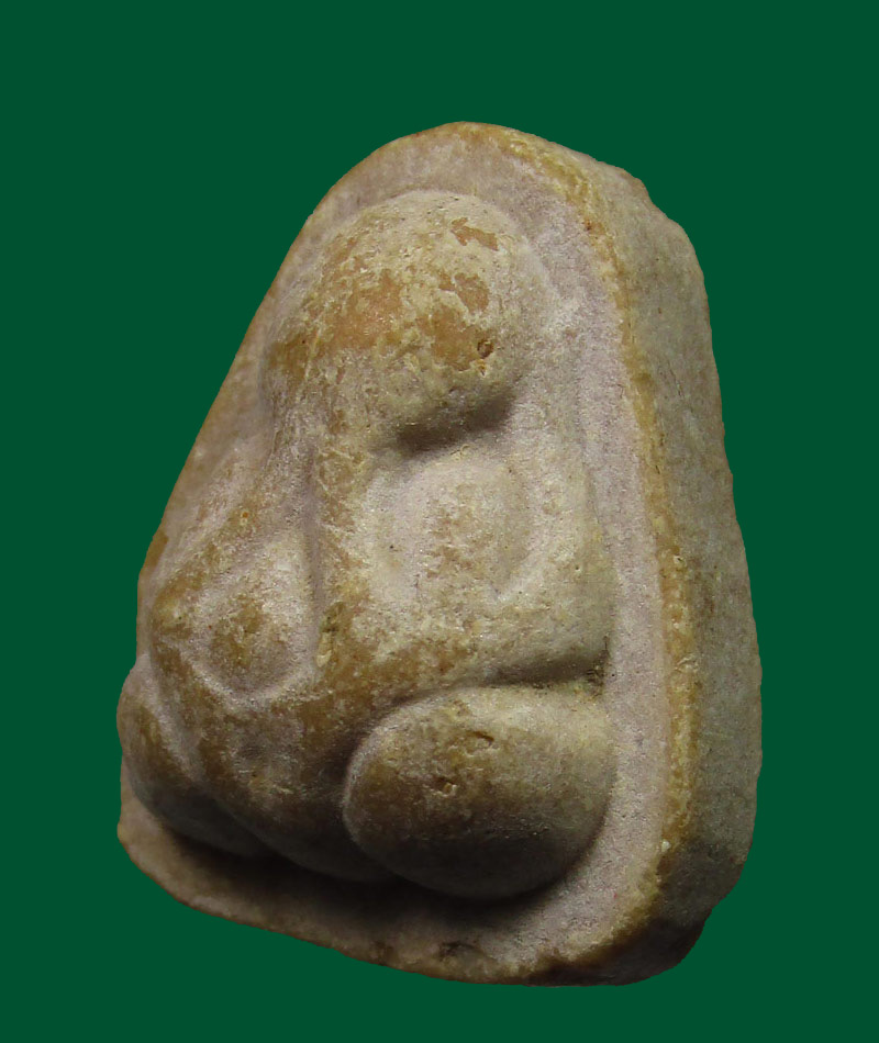 พระปิดตาหลังรูปเหมือน หลวงพ่อชิ้น วัดกุ่มโคก จ.สุพรรณบุรี