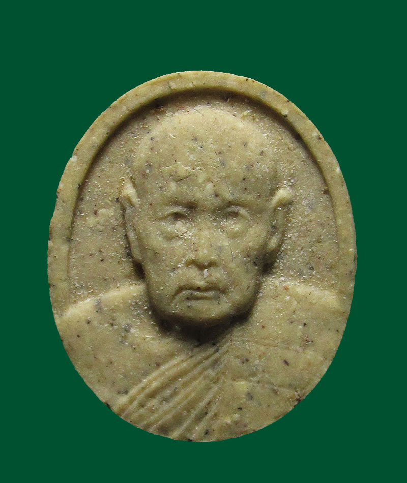 พระผงรูปเหมือนหลวงพ่อปลื้ม วัดสวนหงส์ จ.สุพรรณบุรี ปี 2542