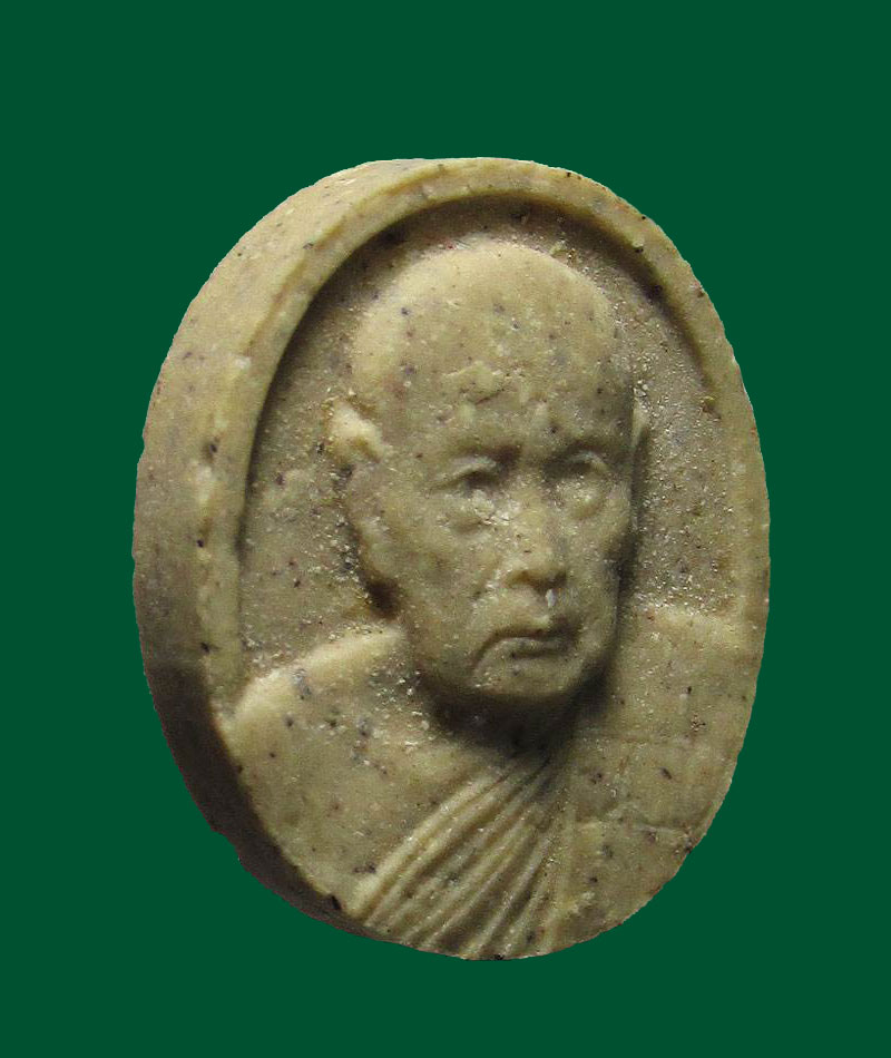 พระผงรูปเหมือนหลวงพ่อปลื้ม วัดสวนหงส์ จ.สุพรรณบุรี ปี 2542