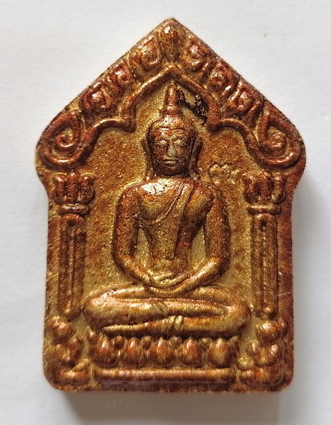 ขุนแผนผงพรายกุมาร รุ่นพรายมหาเสน่ห์ หลวงปู่สิน วัดละหารใหญ่ เนื้อเหลืองว่านดอกทอง ฝังพลอย ทาทอง